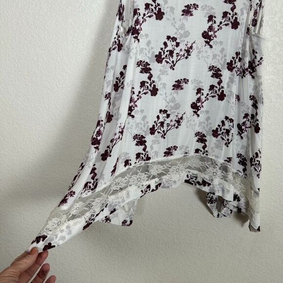 Intimately Free People Woman's Sz XS tank top lace Feminine Coquette Boho-Chic - Picture 3 of 11